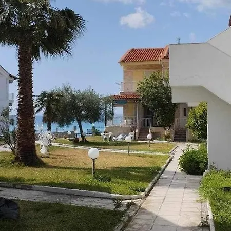 Flisvos Loft By The Sea Apartment Skála Foúrkas Exterior foto