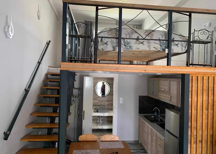 Flisvos Loft By The Sea