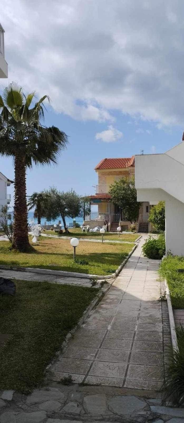 Apartment Flisvos Loft By The Sea Skala Fourkas