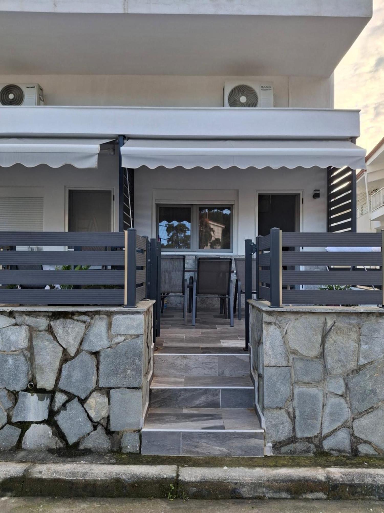 Flisvos Loft By The Sea